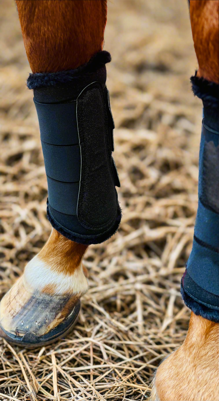 š Black Glitter Brushing Boots with Faux Fleece | Small Town Girl
