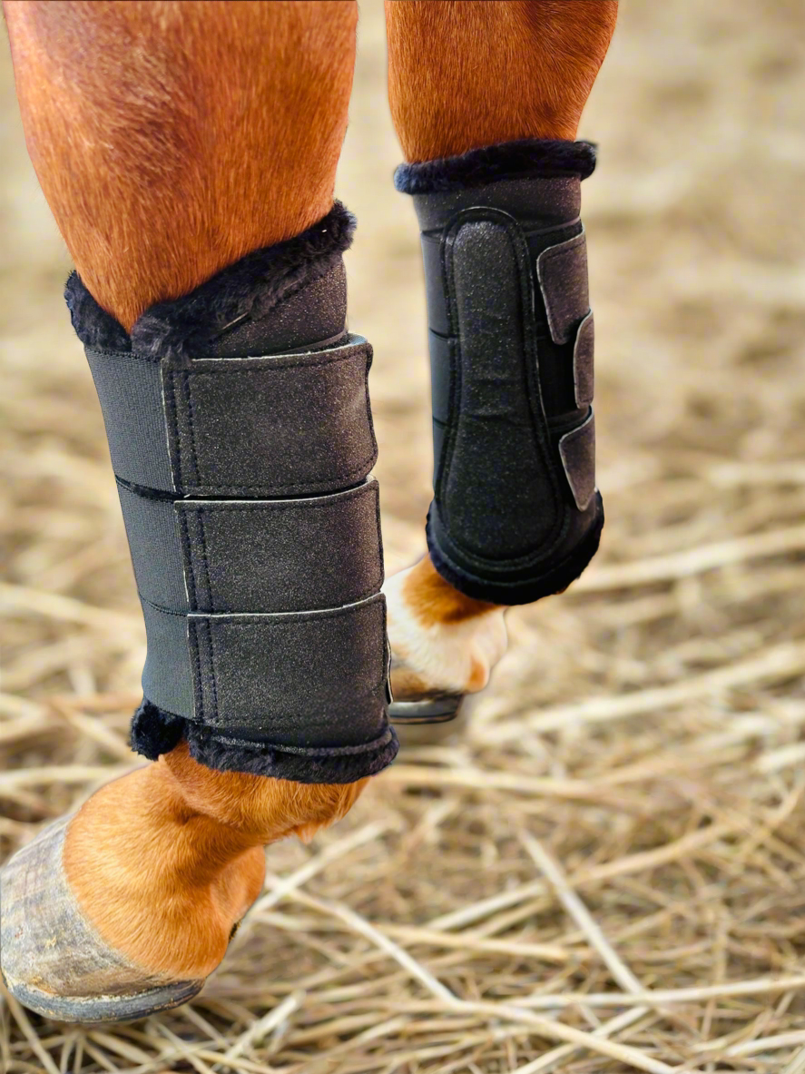 š Black Glitter Brushing Boots with Faux Fleece | Small Town Girl