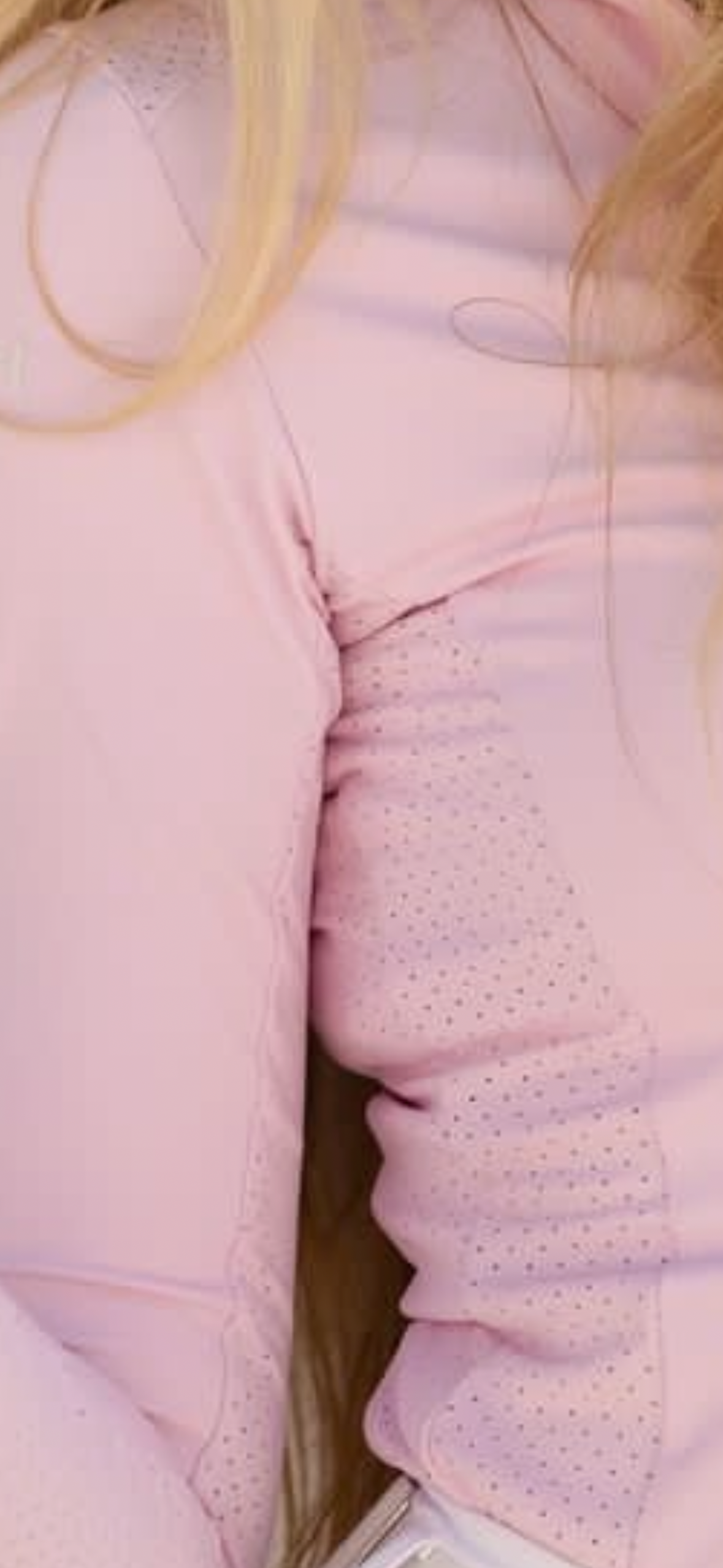 EQUESTRIAN 𝐁𝐀𝐒𝐄 𝐋𝐀𝐘𝐄𝐑 LONG SLEEVE | BABY PINK TECHNICAL STRETCH